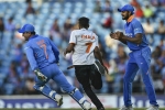 dhoni fan chase, ms dhoni fan, watch ms dhoni makes fan chase after him, India vs australia