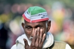 Rahul Gandhi with farmers protests, farm, farmers protesting in delhi desire to see promises being applied, Aam aadmi party