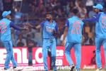 India Vs Sri Lanka T20s, India Vs Sri Lanka news, india beats sri lanka by 2 runs in a thrilling ride, Dhananjaya