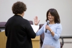 susheela jayapal wikipedia, Indian American, susheela jayapal sworn in as multnomah county commissioner, Fart