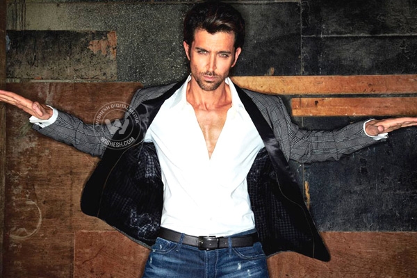 Hrithik In Search for his Heroine},{Hrithik In Search for his Heroine