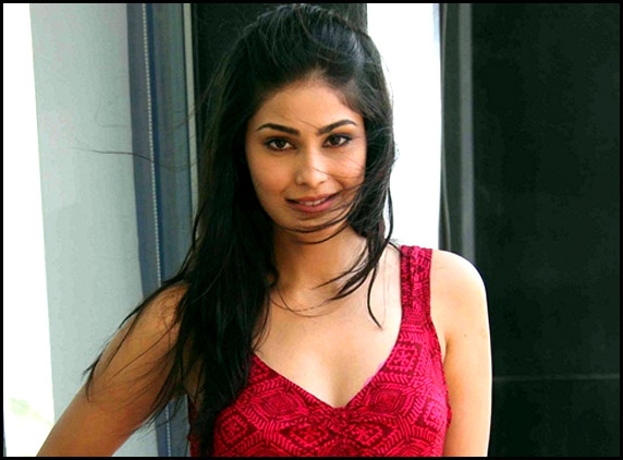 Puja Gupta refuses to dress in bikini!