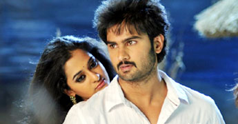 Premakatha-Chitram-review