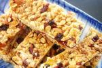 lunch time treat Muesli Bar, lunch time treat Muesli Bar, lunch box treat homemade muesli bars, Muesli bar recipe