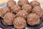 Raagi And Gur Ke Laddoo recipe, Raagi And Gur Ke Laddoo preparation, how to make delicious raagi and gur ke laddoo, Laddu